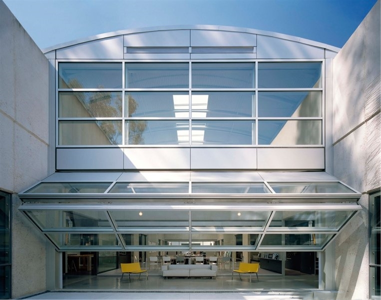 Customized Vertical Bi-Fold Overhead Door System Manufacturers From GAIZE